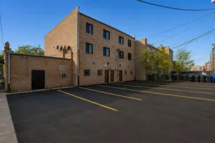 7109 N Western Ave, Chicago, IL 60645 - Photo 23