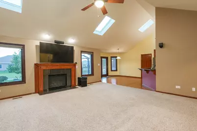 1048 Windfield Drive, Manteno, IL 60950 - Photo 13