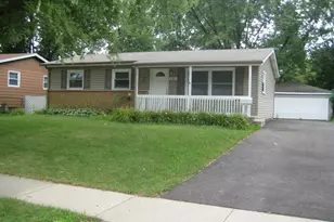 662 Walnut Rd, Wauconda, IL 60084 - Photo 1