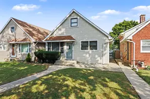 16229 Woodbridge Ave, Harvey, IL 60426 - Photo 1