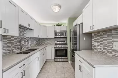 815 Leicester Road #217, Elk Grove Village, IL 60007 - Photo 7