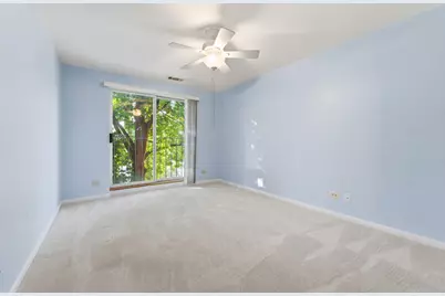 815 Leicester Road #217, Elk Grove Village, IL 60007 - Photo 17