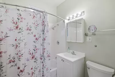 4725 N Kenmore Avenue, Chicago, IL 60640 - Photo 9