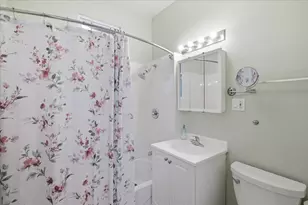 4725 N Kenmore Ave, Chicago, IL 60640 - Photo 9