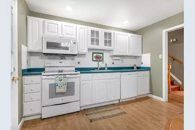 661 Winston Drive, Melrose Park, IL 60160 - Photo 9