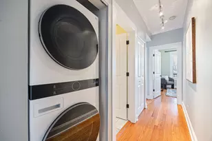 2150 W Ainslie St, Chicago, IL 60625 - Photo 11