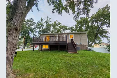 1429 N Green Meadows Boulevard, Streamwood, IL 60107 - Photo 25