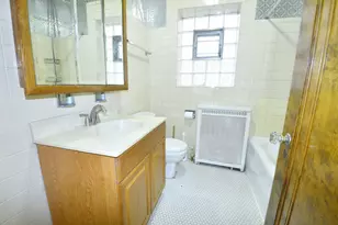 5723 N Artesian Ave, Chicago, IL 60659 - Photo 25