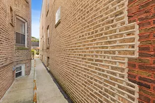 5723 N Artesian Ave, Chicago, IL 60659 - Photo 43