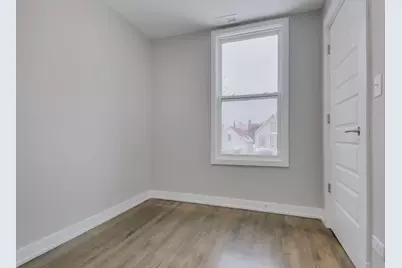 2842 N Avers Avenue #2, Chicago, IL 60618 - Photo 9