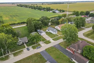 202 N Cedar St, Gardner, IL 60424 - Photo 27