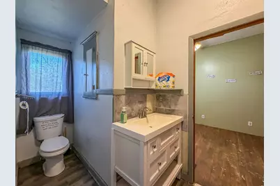 2105 Dewitt Avenue, Mattoon, IL 61938 - Photo 19
