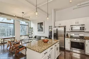 740 W Fulton St, Chicago, IL 60661 - Photo 7