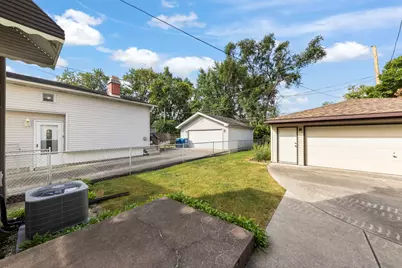 14918 Hamlin Avenue, Midlothian, IL 60445 - Photo 23