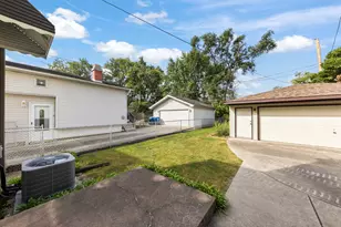 14918 Hamlin Ave, Midlothian, IL 60445 - Photo 23