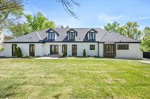1975 Sunset Ridge Rd, Northfield, IL 60093 - Photo 1