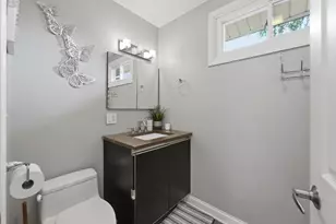 8030 Carlisle Dr, Hanover Park, IL 60133 - Photo 25