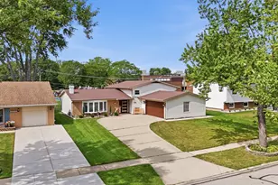 8030 Carlisle Dr, Hanover Park, IL 60133 - Photo 33