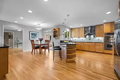 [Address not provided], Northbrook, IL 60062 - Photo 7
