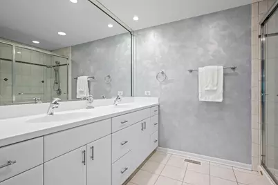 [Address not provided], Northbrook, IL 60062 - Photo 11