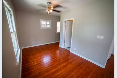 11359 S Bell Avenue, Chicago, IL 60643 - Photo 9