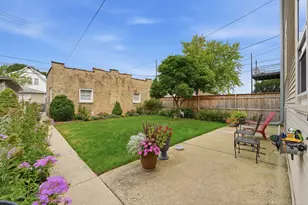 5118 W Byron St, Chicago, IL 60641 - Photo 45