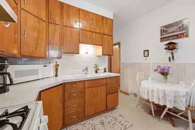 5118 W Byron Street, Chicago, IL 60641 - Photo 13
