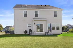 451 Mary Ann Cir, Sycamore, IL 60178 - Photo 45