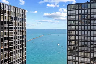 253 E Delaware Place #17D, Chicago, IL 60611 - Photo 7