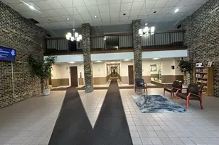 1463 Mercury Dr, Schaumburg, IL 60193 - Photo 3
