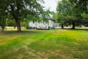 416 Perkins St, Odin, IL 62870 - Photo 31