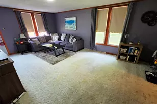 416 Perkins St, Odin, IL 62870 - Photo 9