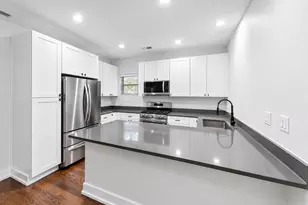 6453 N Bosworth Ave, Chicago, IL 60626 - Photo 13