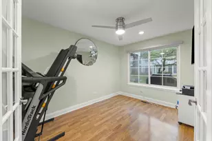 30W101 Fairfax Ct, Warrenville, IL 60555 - Photo 7