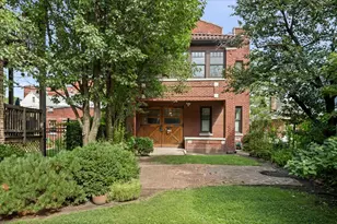 1835 N Humboldt Blvd, Chicago, IL 60647 - Photo 1