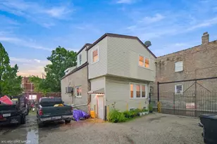 1332 N Harding Ave, Chicago, IL 60651 - Photo 19