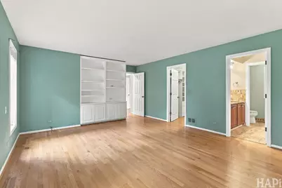 22 Bruce Circle N, Hawthorn Woods, IL 60047 - Photo 17