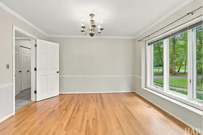 22 Bruce Circle N, Hawthorn Woods, IL 60047 - Photo 5