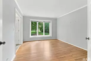 22 Bruce Cir N, Hawthorn Woods, IL 60047 - Photo 13