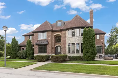 253 E Wilson Street, Elmhurst, IL 60126 - Photo 1