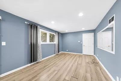 1529 Ronzheimer Avenue, Saint Charles, IL 60174 - Photo 5