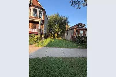 6945 S Claremont Avenue, Chicago, IL 60636 - Photo 1
