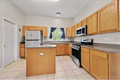 2402 Wilton Lane #2402, Aurora, IL 60502 - Photo 9