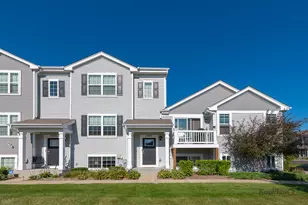 2543 Bella Dr, Pingree Grove, IL 60140 - Photo 1