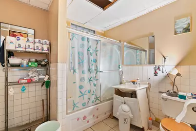 639 W 48th Street, Chicago, IL 60609 - Photo 9