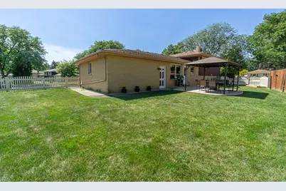 1101 N Millns Lane, Addison, IL 60101 - Photo 27