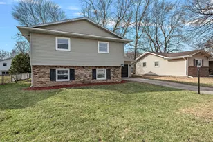 1747 E Barrington Ave, Decatur, IL 62526 - Photo 3