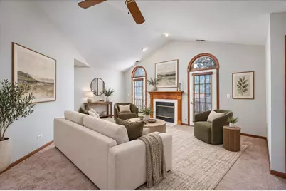 1272 Tennyson Lane #1272, Naperville, IL 60540 - Photo 3