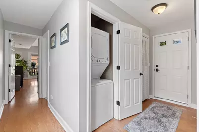 1338 W Addison Street #2, Chicago, IL 60613 - Photo 17