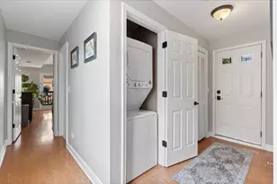 1338 W Addison St, Chicago, IL 60613 - Photo 17